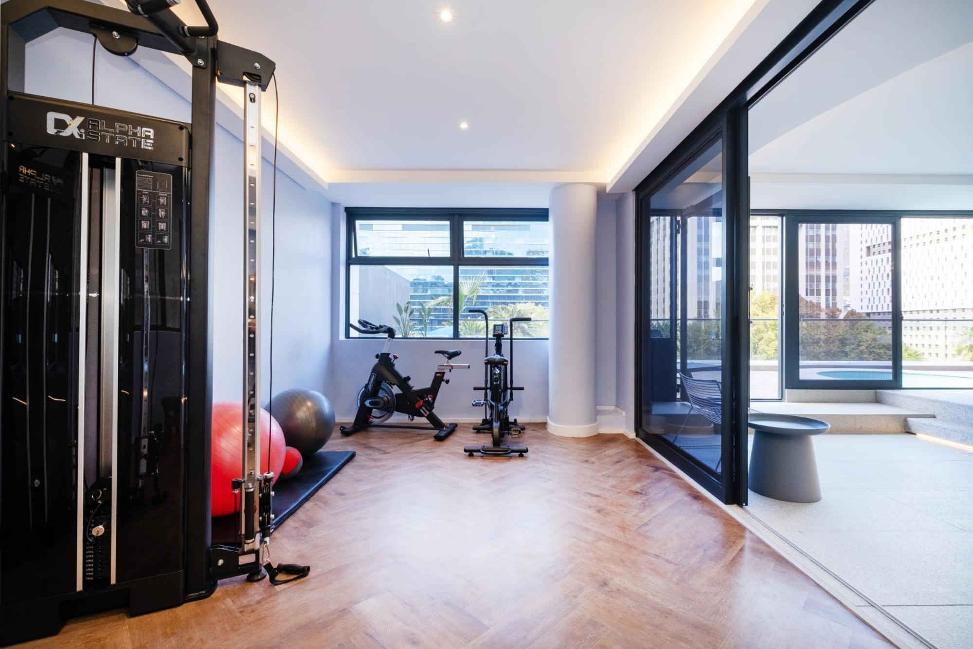 Zeeland Pier 607- 6th Floor Near Cticc With Onsite Parking