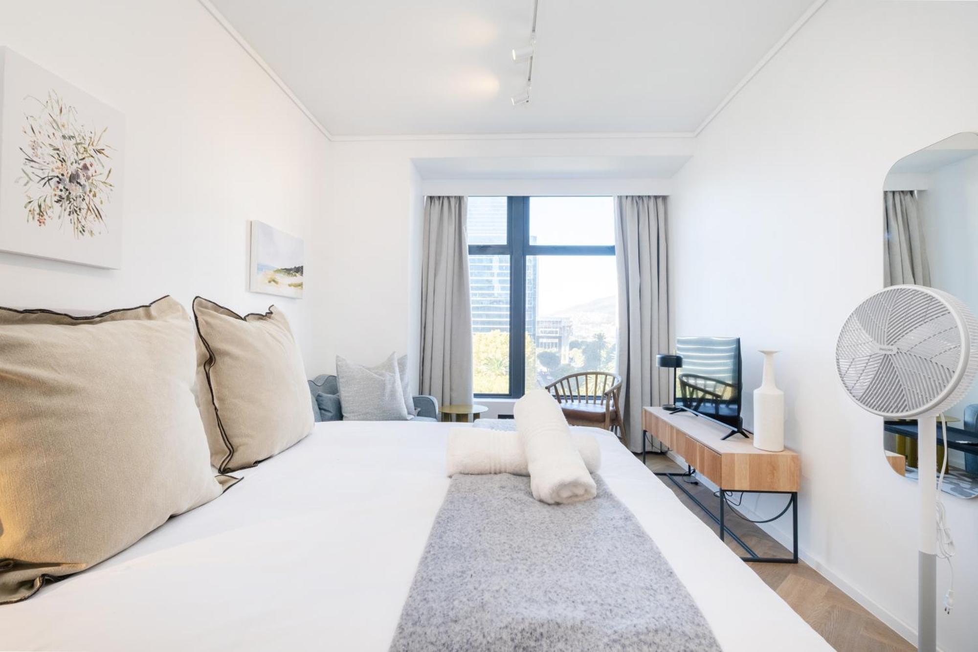Zeeland Pier 607- 6th Floor Near Cticc With Onsite Parking Apartment Cape Town