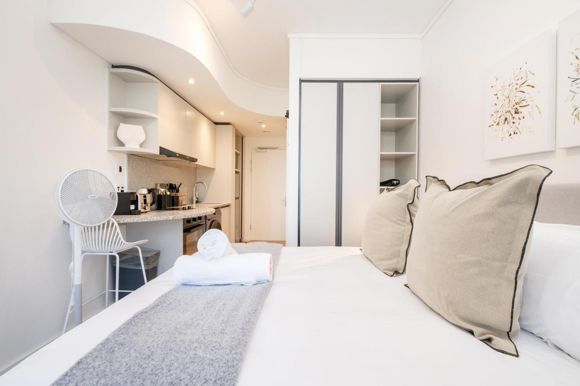 Zeeland Pier 607- 6th Floor Near Cticc With Onsite Parking Cape Town