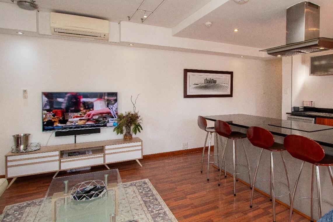 Apartment In Circa, Foreshore