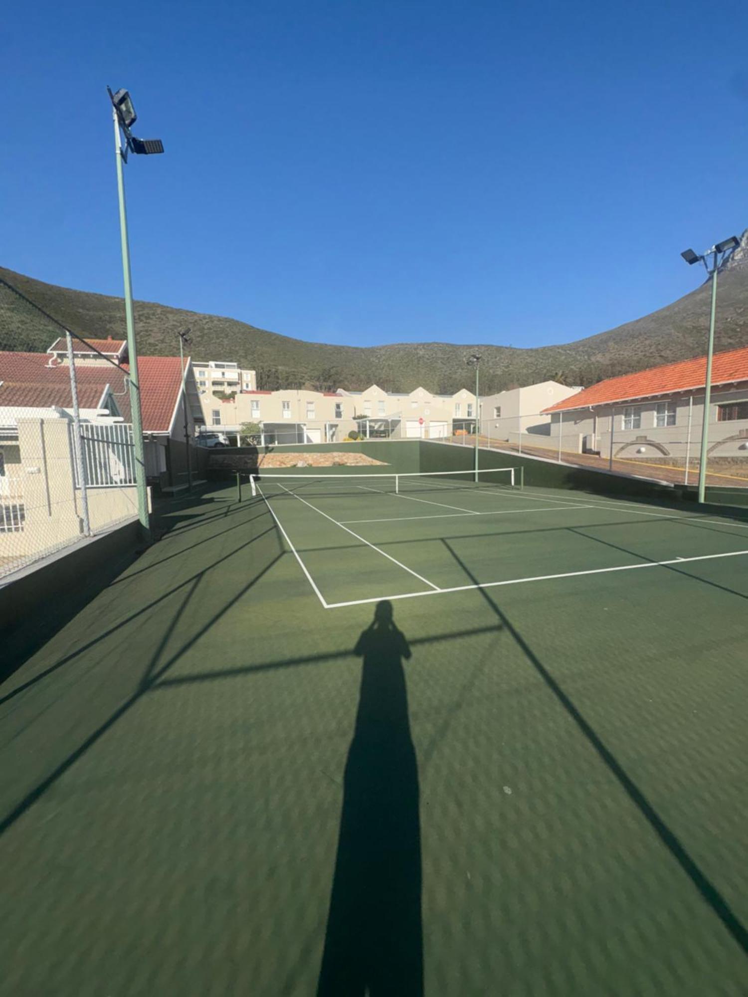 Secure Estate With 24 Hour Surveillance Apartment