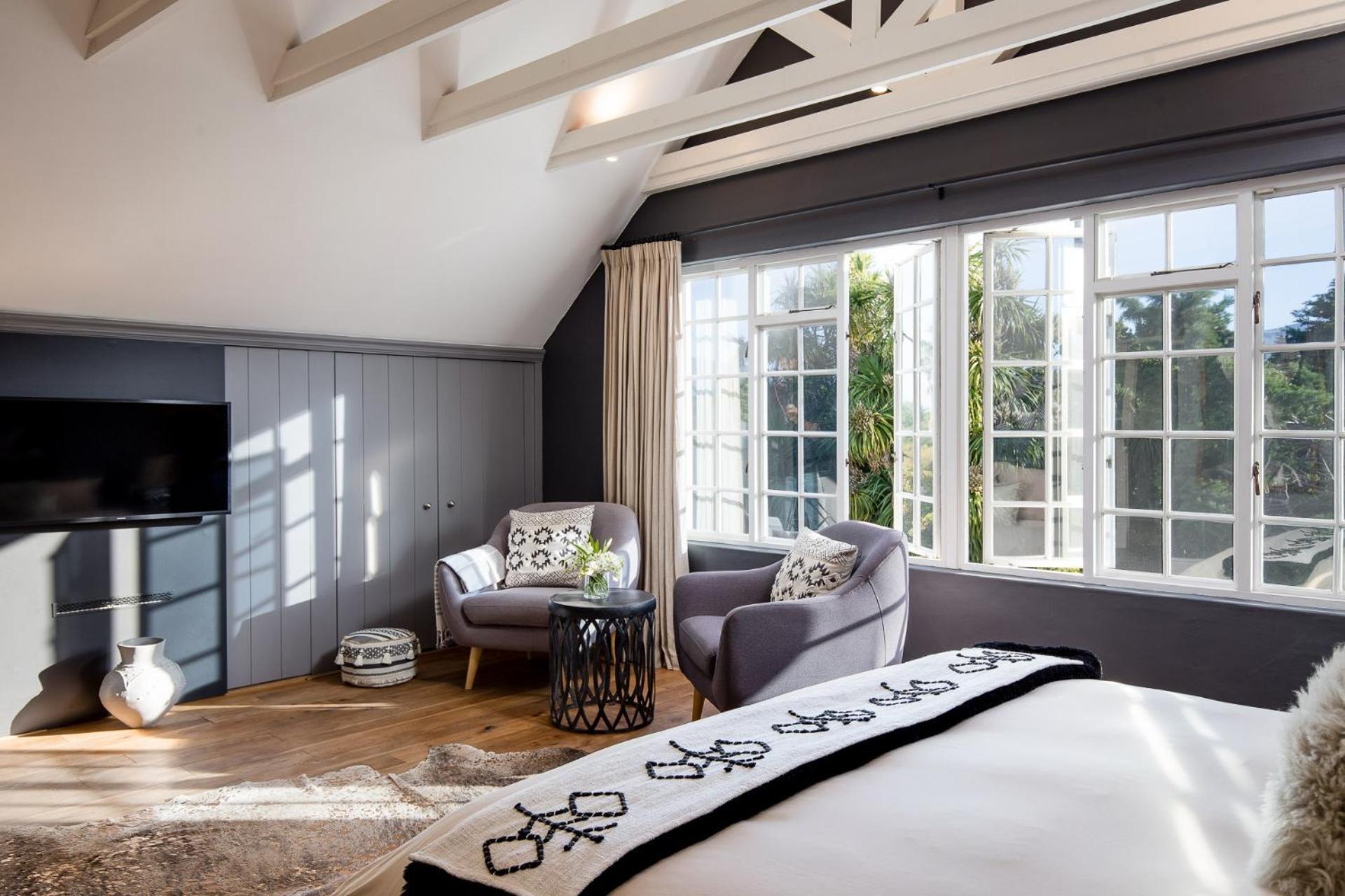 14 On Klein Constantia Guest house 5*