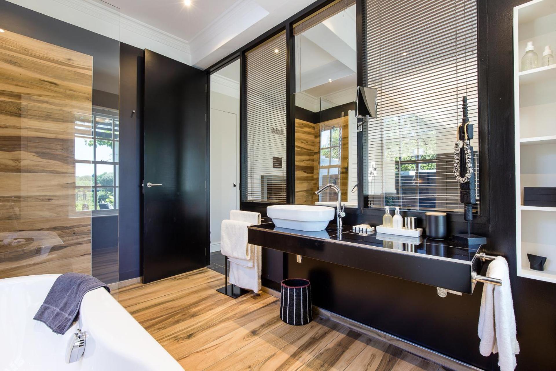 14 On Klein Constantia Guest house 5*