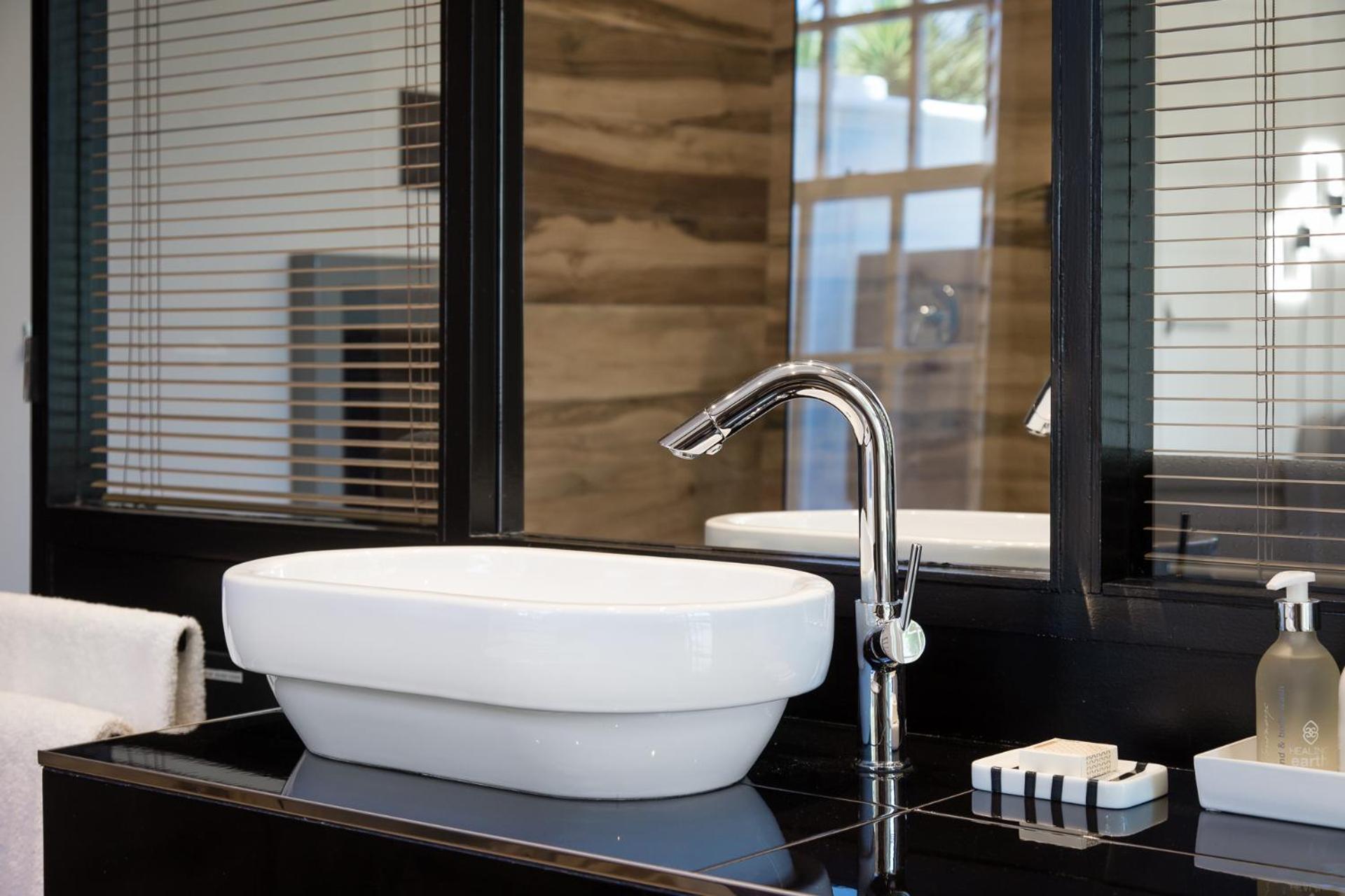 14 On Klein Constantia Guest house 5*