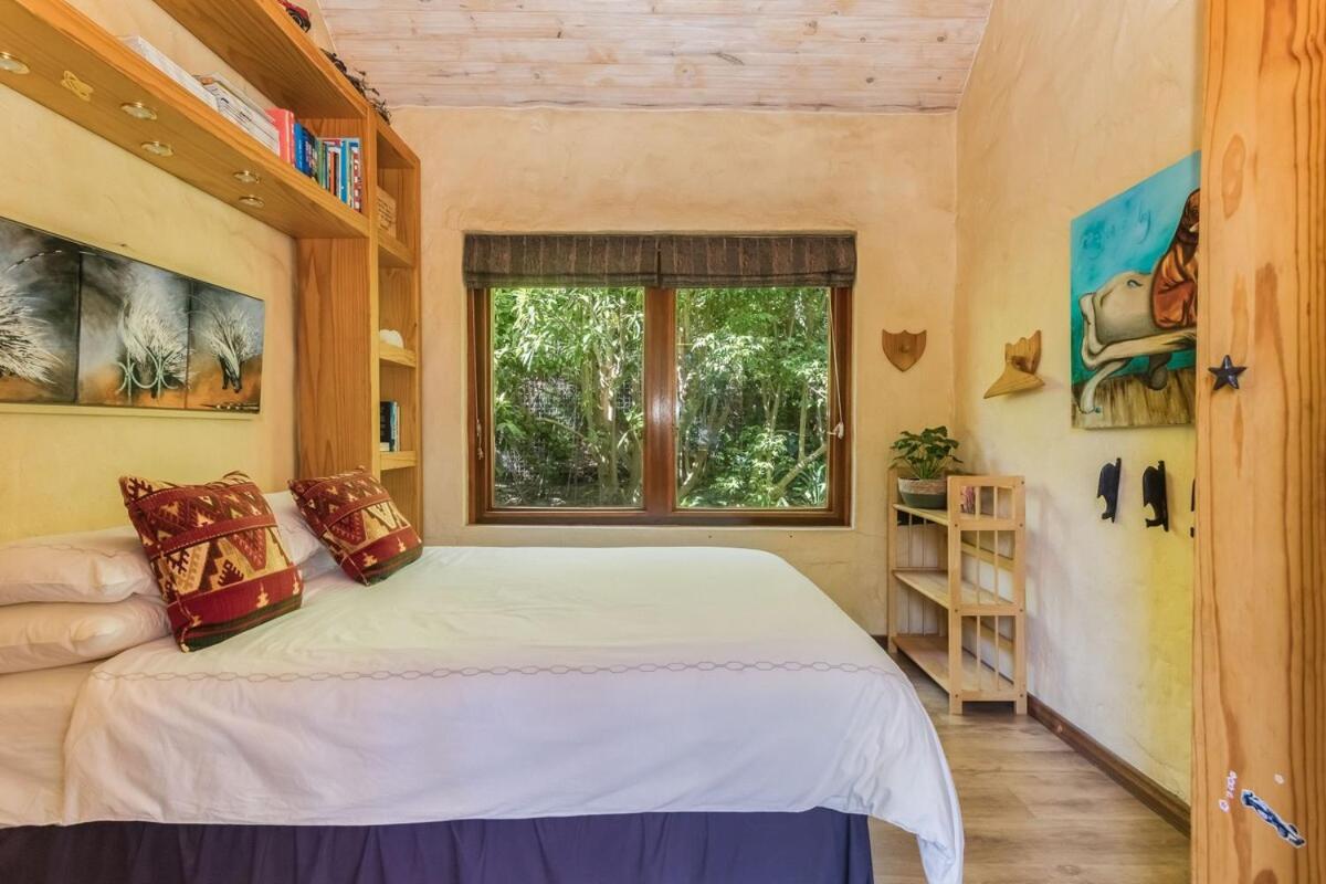 Noordhoek Hideaway Villa *