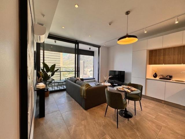 Luxury At The Rubik * Cape Town