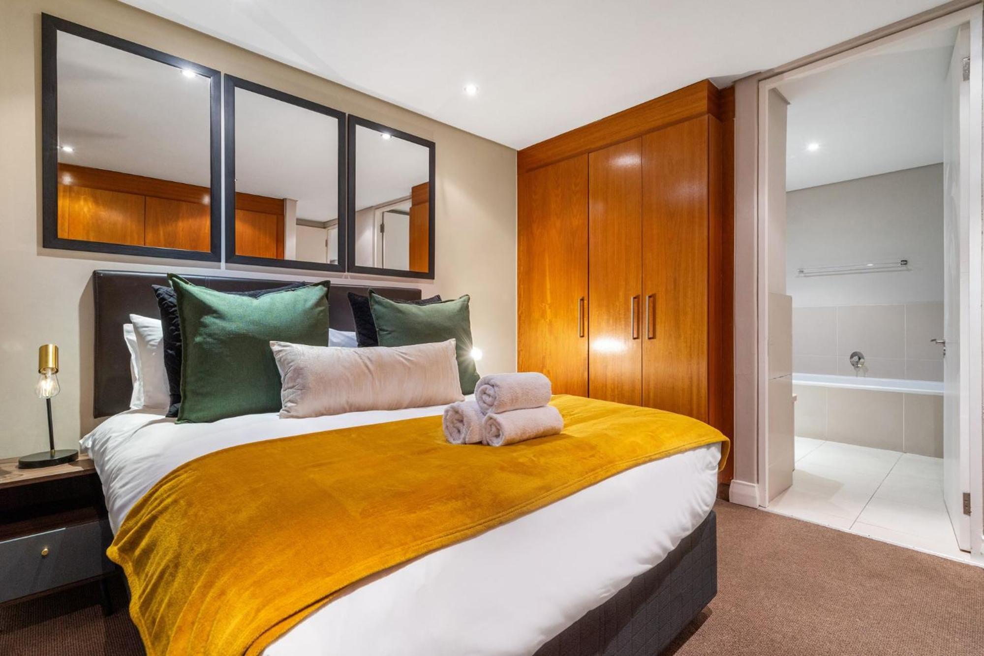 Eden On The Bay 230 By Host Agents Apartment Cape Town