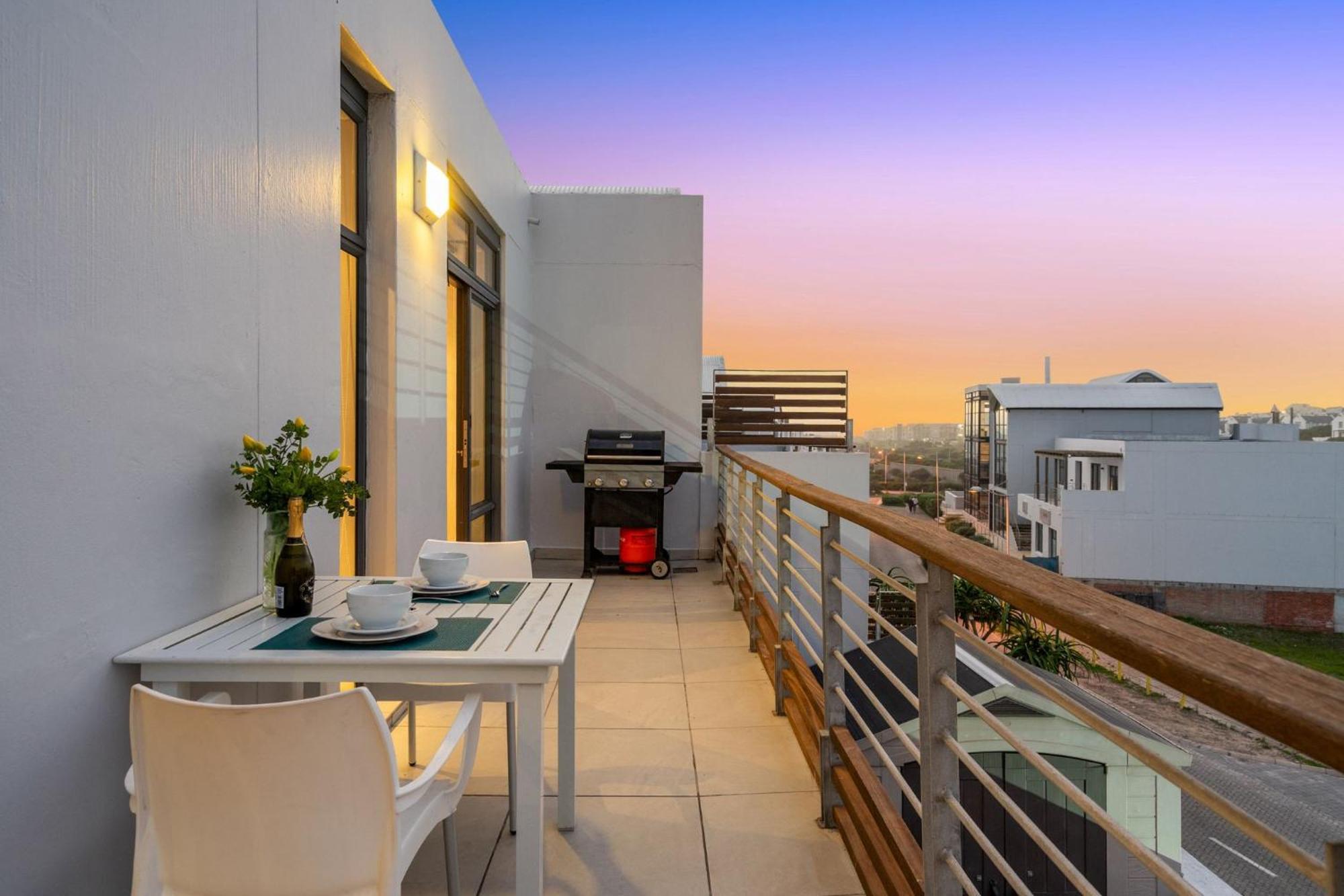 Apartment Eden On The Bay 230 By Host Agents *