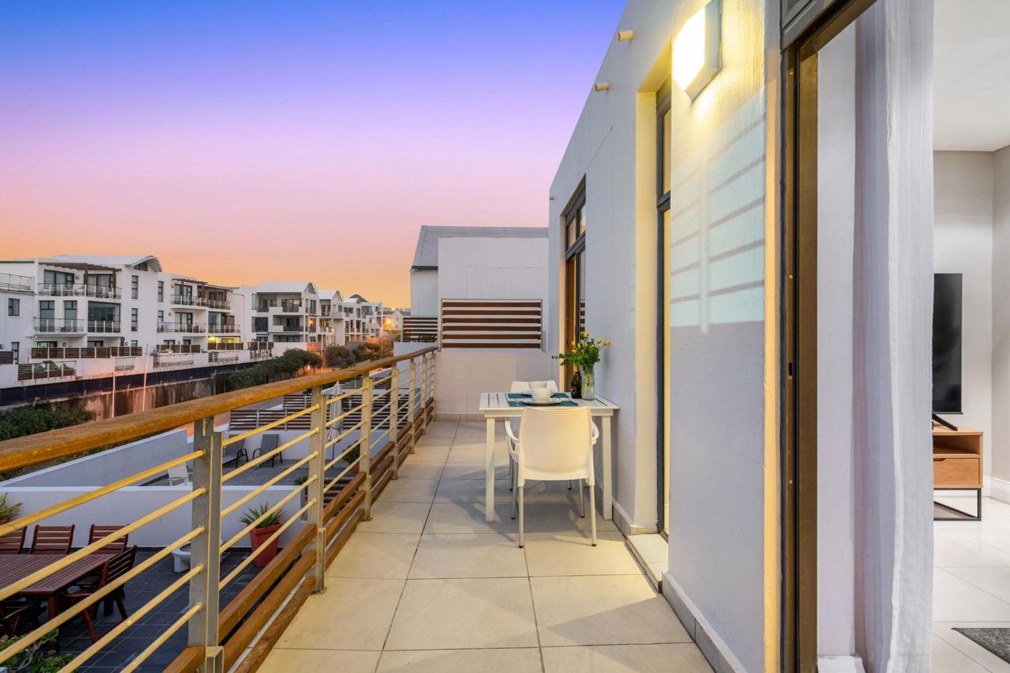 Apartment Eden On The Bay 230 By Host Agents *