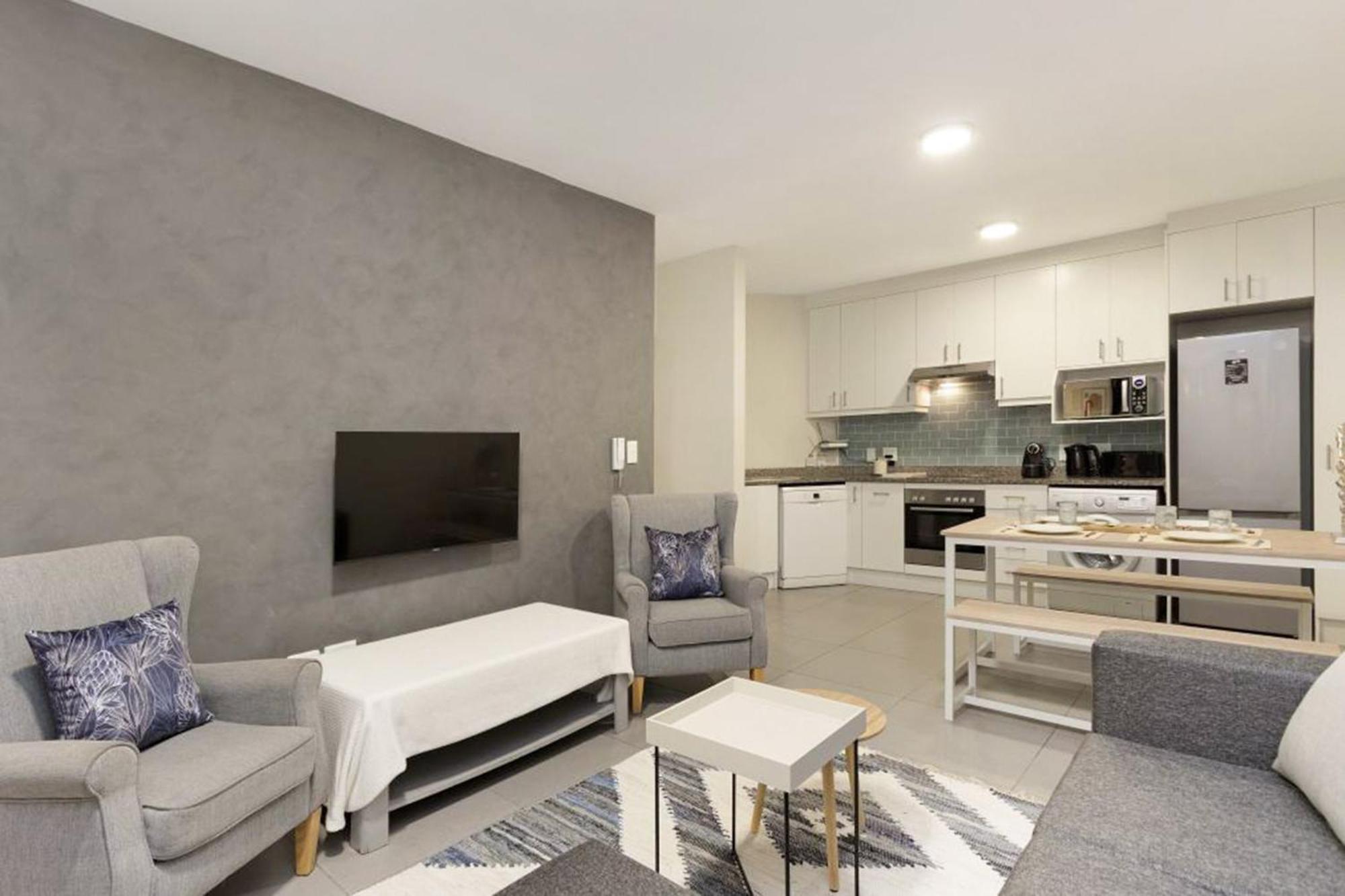 Apartment Sunset On Hill 3 By Host Agents *