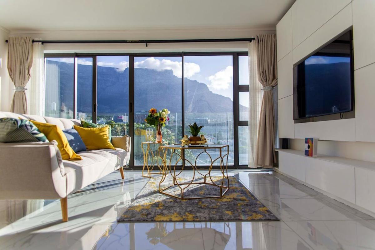 Apartment Nyathi Morden Urban Style