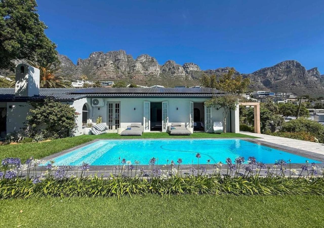 Gryphon House Camps Bay * Cape Town