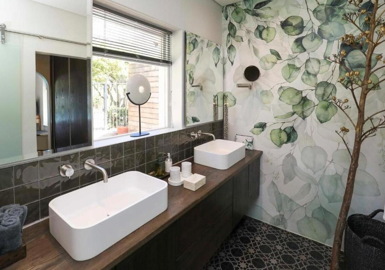 Villa Gryphon House Camps Bay *