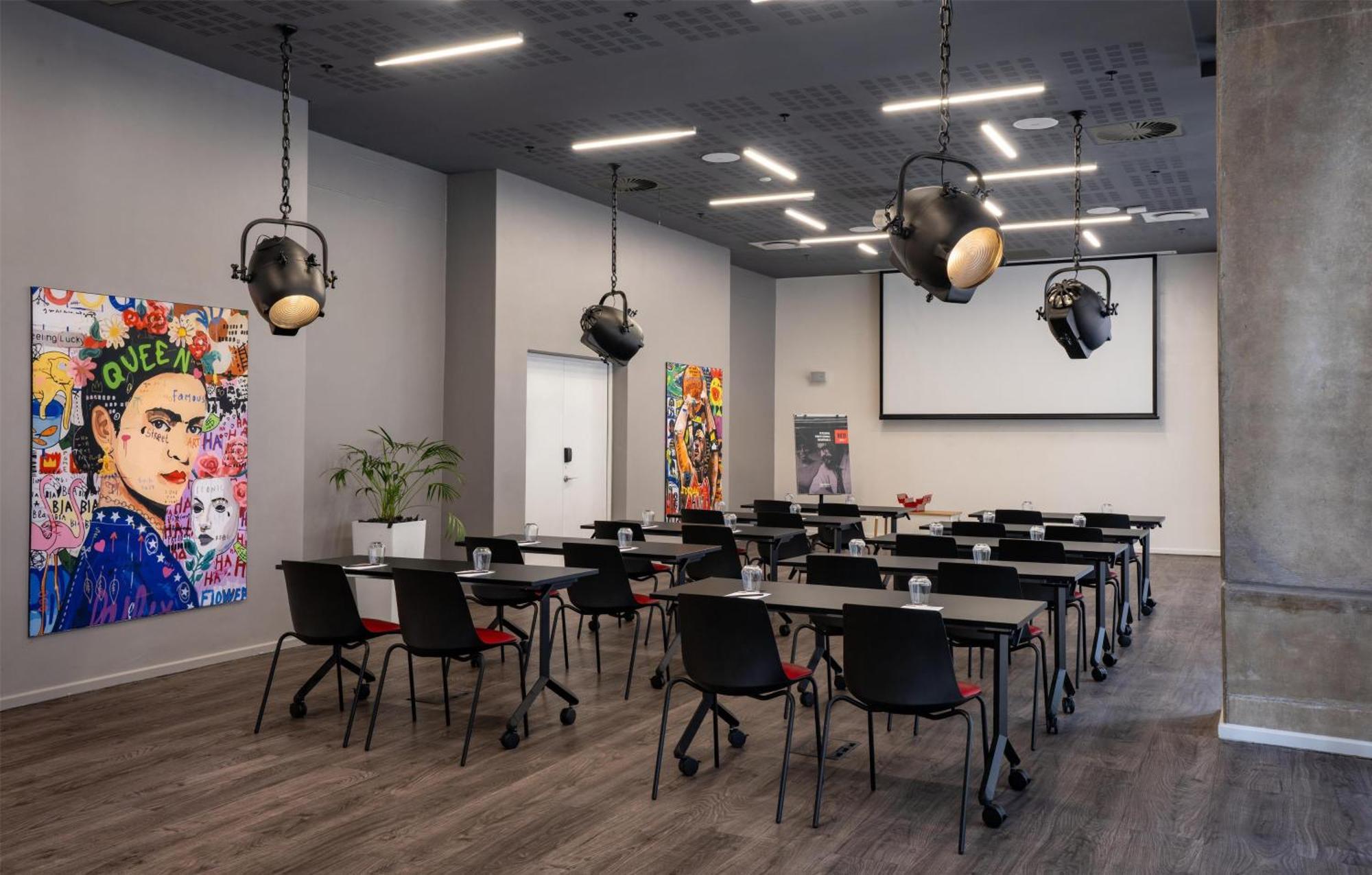 Radisson Red V&a Waterfront 3* Cape Town