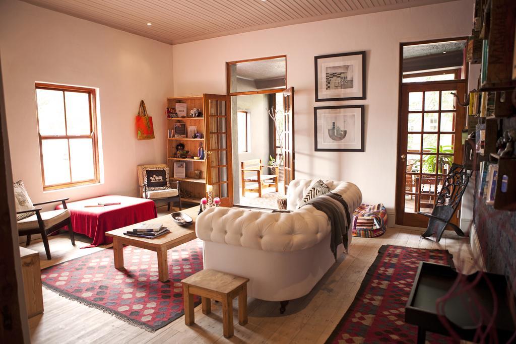 Bed & Breakfast Molo-lolo House *