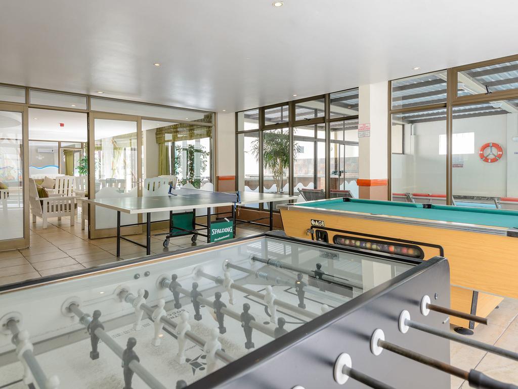 Royal Atlantic Aparthotel 3*