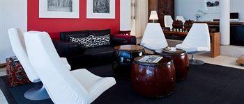 On The Promenade Hotel 4*