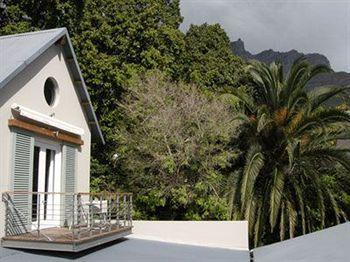 Guest house Four Rosmead Boutique Cape Town