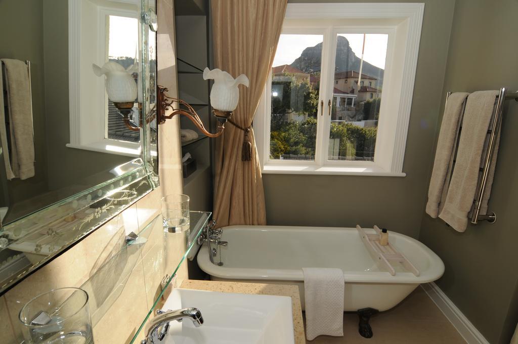 Abbey Manor Luxury Guest house