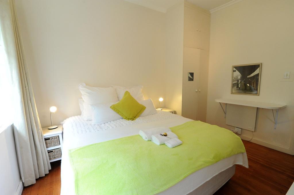 Bed & Breakfast Jaqui's Garden Cape Town