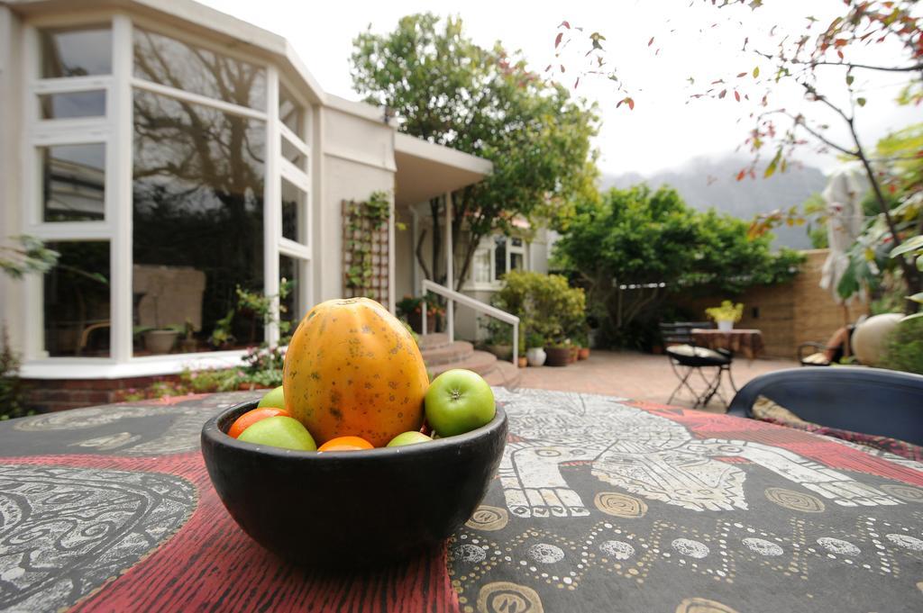 Jaqui's Garden Bed & Breakfast Cape Town