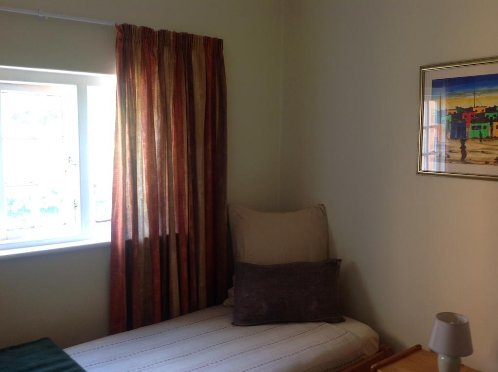 St Johns Waterfront Hostel Cape Town