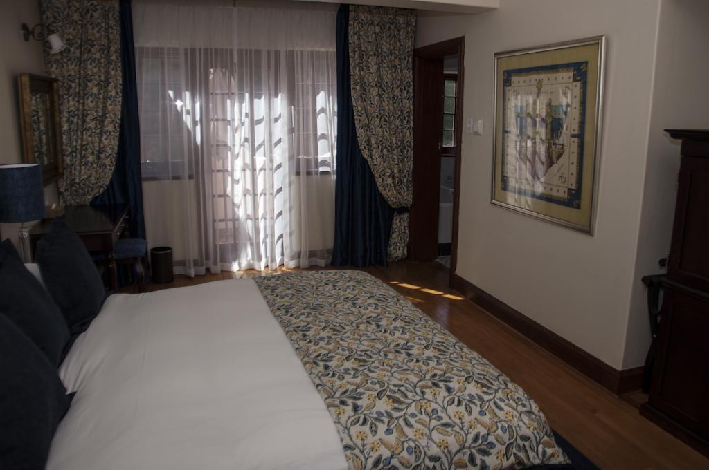 Hotel Greenways Cape Town
