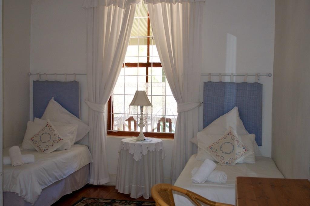 Guest house District Six 3*