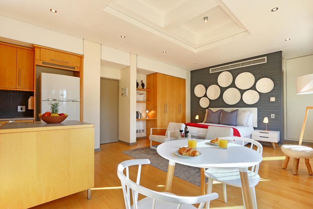 Apartment 808 Cartwrights Corner *