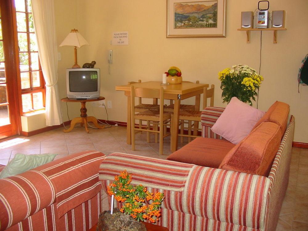 Guest house Ascot Gardens Self Catering 3*