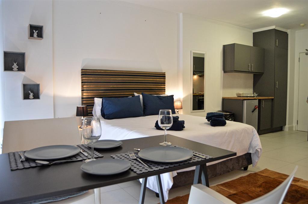 Apartment Urban Oasis At The Four Seasons *