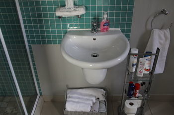 Flat Rock Apartment