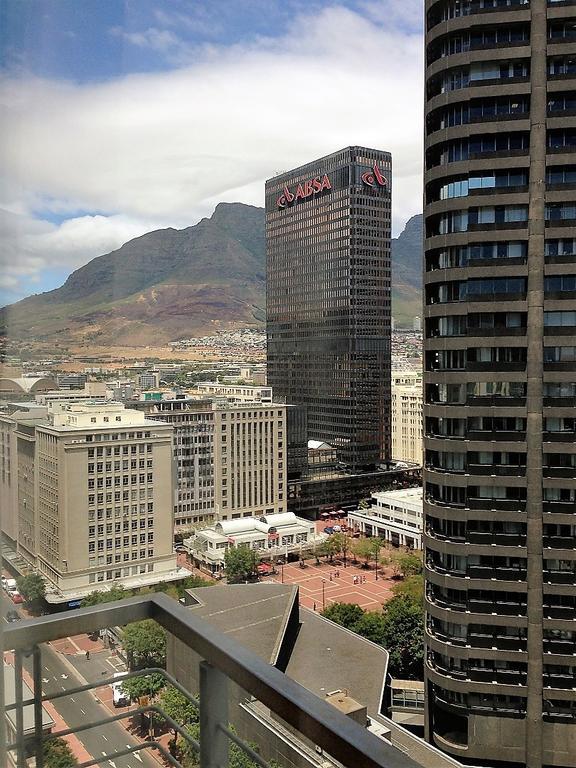 Apartment Full Power, Long Rates, Walk To V&a Waterfront, Fibre Wifi, Gym & Pool *
