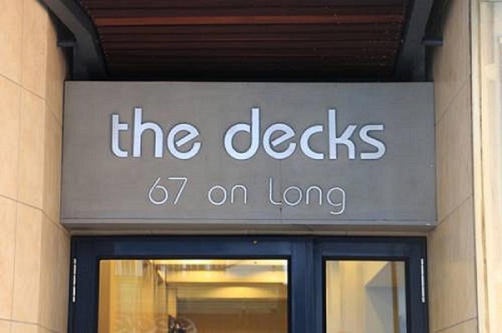 Apartment The Decks 1006 *