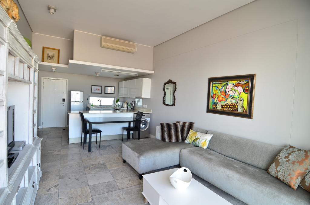 410 Harbour Bridge Apartment