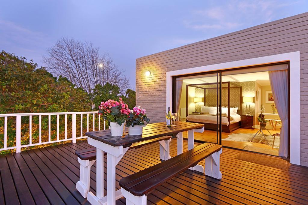 Maple Apartment