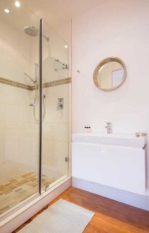 Number5 Guesthouse Guest house 3*