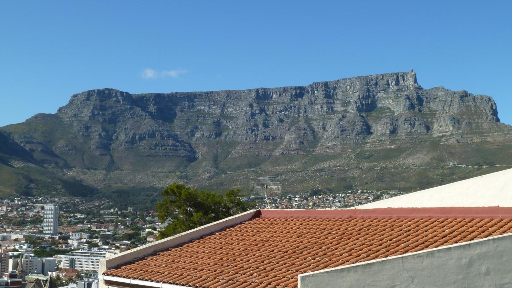 Guest house Upperbloem And 3*