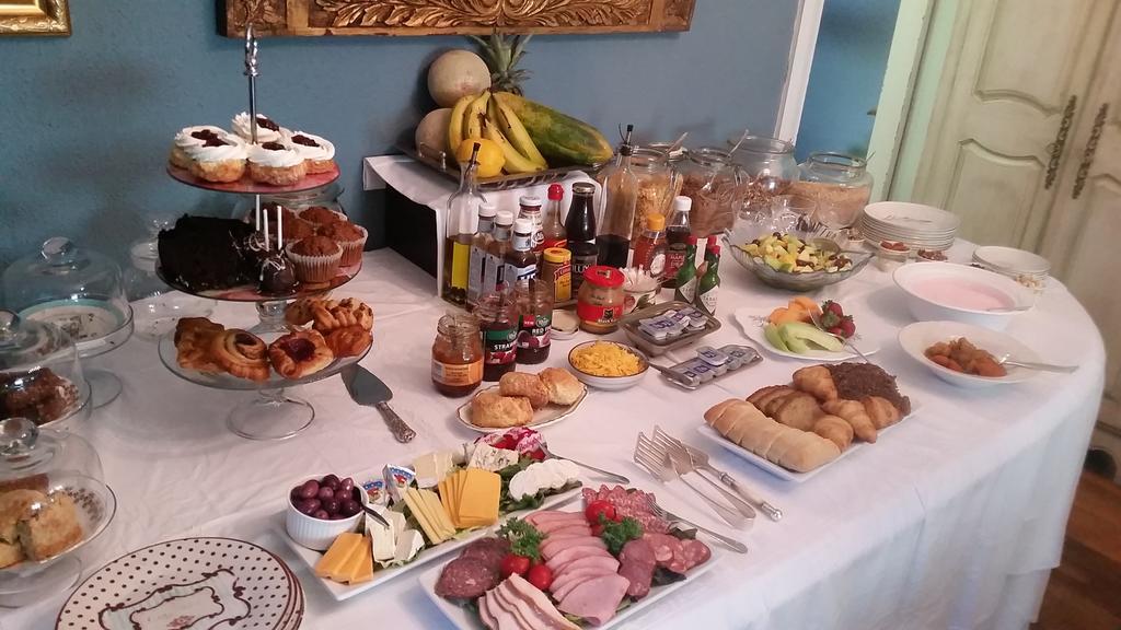 Acomodação com café da manhã  Forest Drive 3*