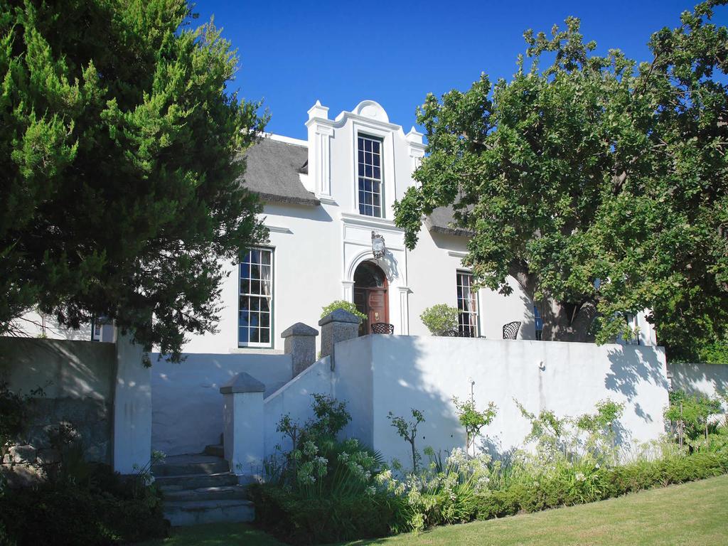 Guest house The Manor House