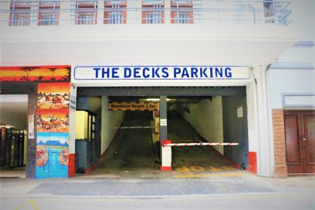 The Decks 1006 * Cape Town