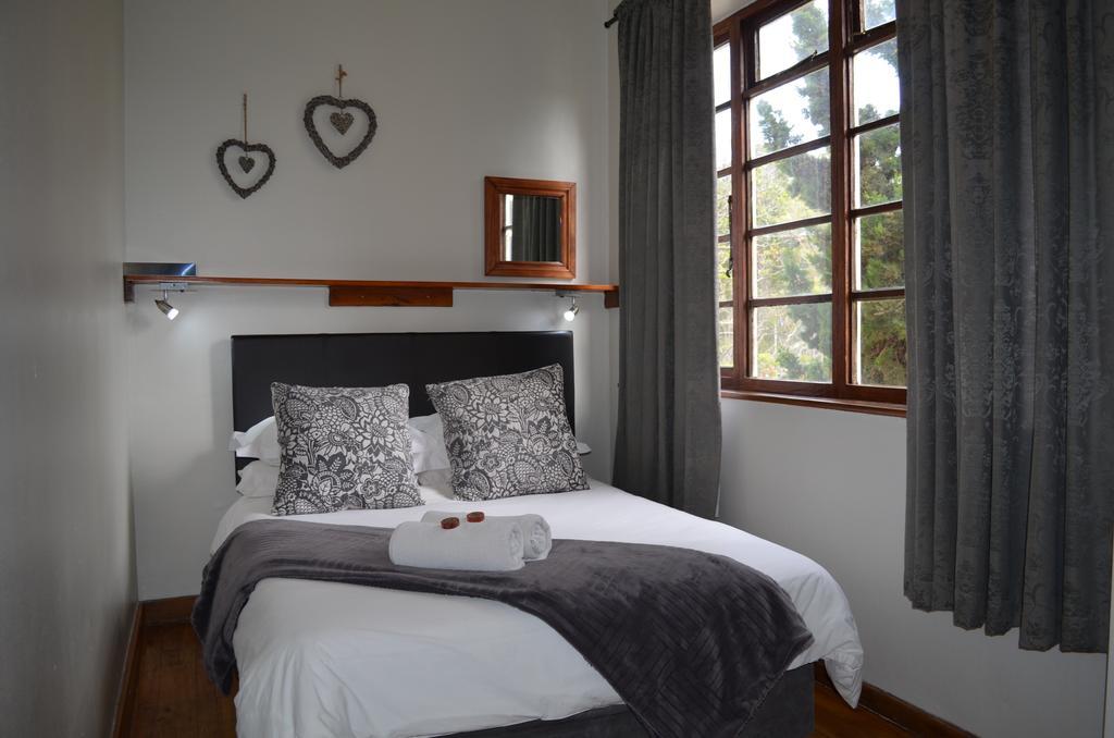 Albergue A Sunflower Stop Backpackers *
