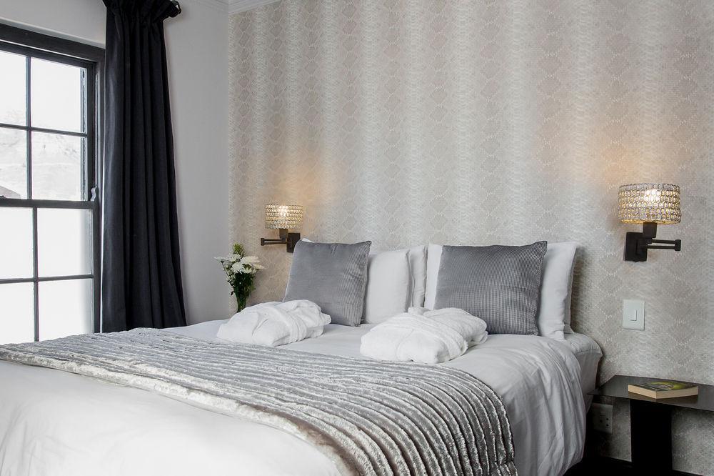 Hotel Cedrics Lodges *