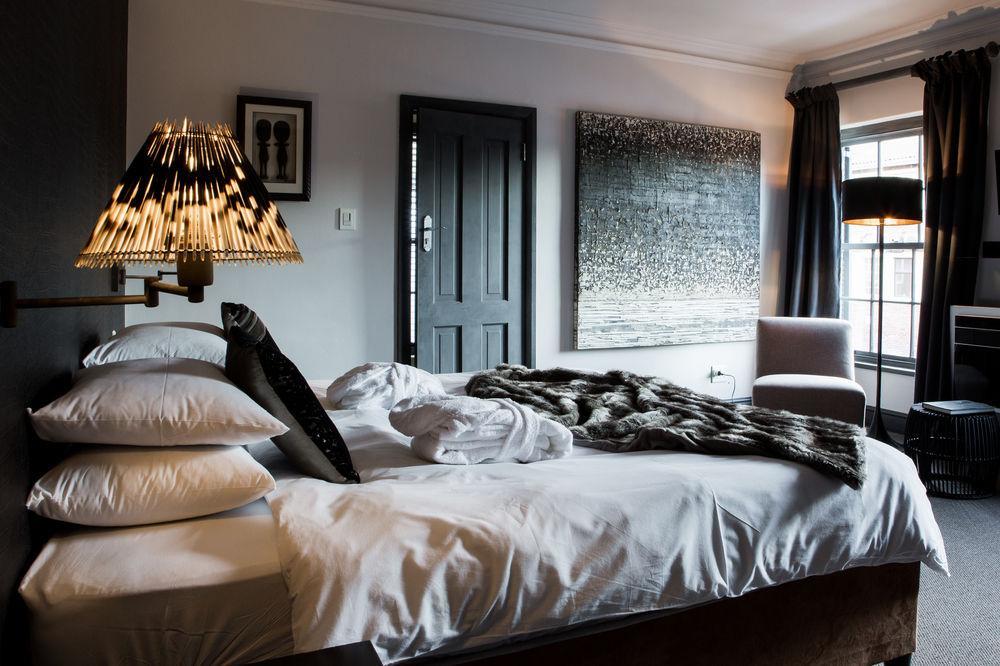 Hotel Cedrics Lodges