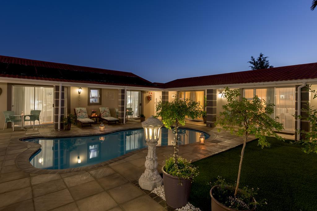 Atlantic Beach 3* Cape Town
