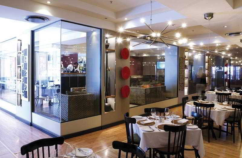 Southern Sun Waterfront 4*