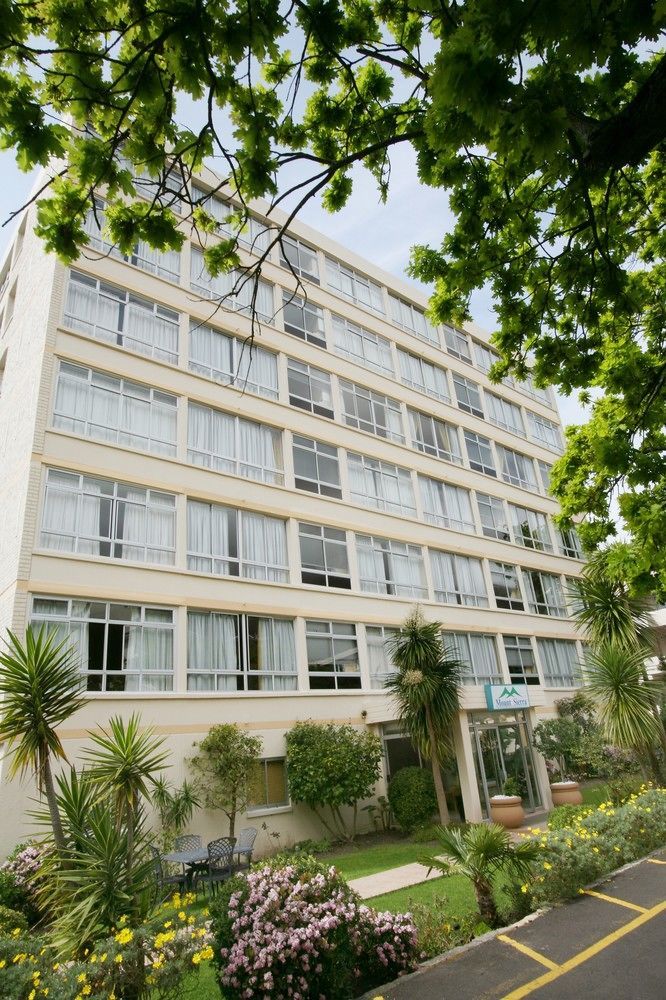 Apartment First Group Mount Sierra Cape Town
