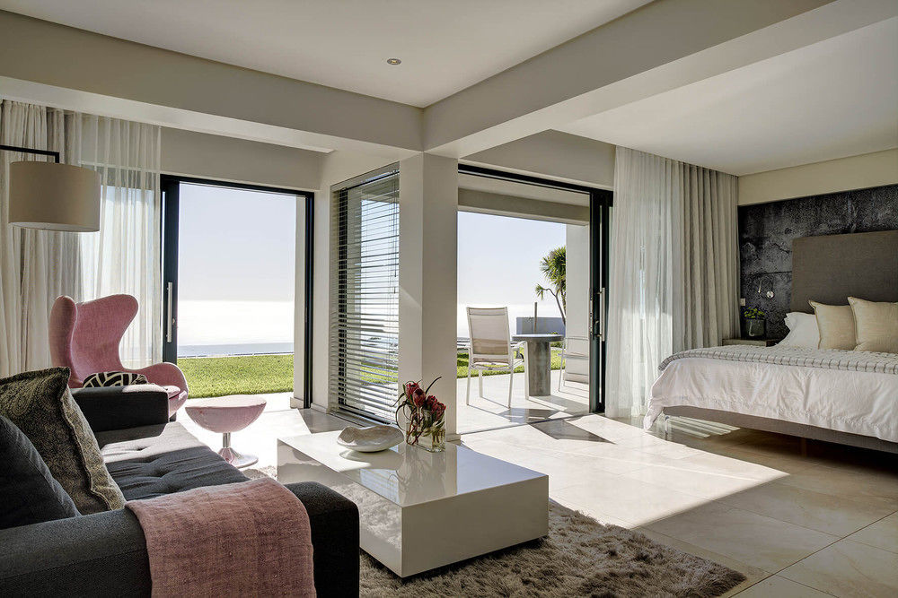 Cb-one Luxury 4*