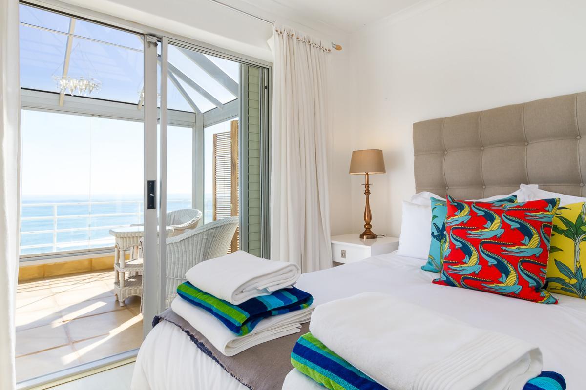 Classic Clifton Apartment Cape Town