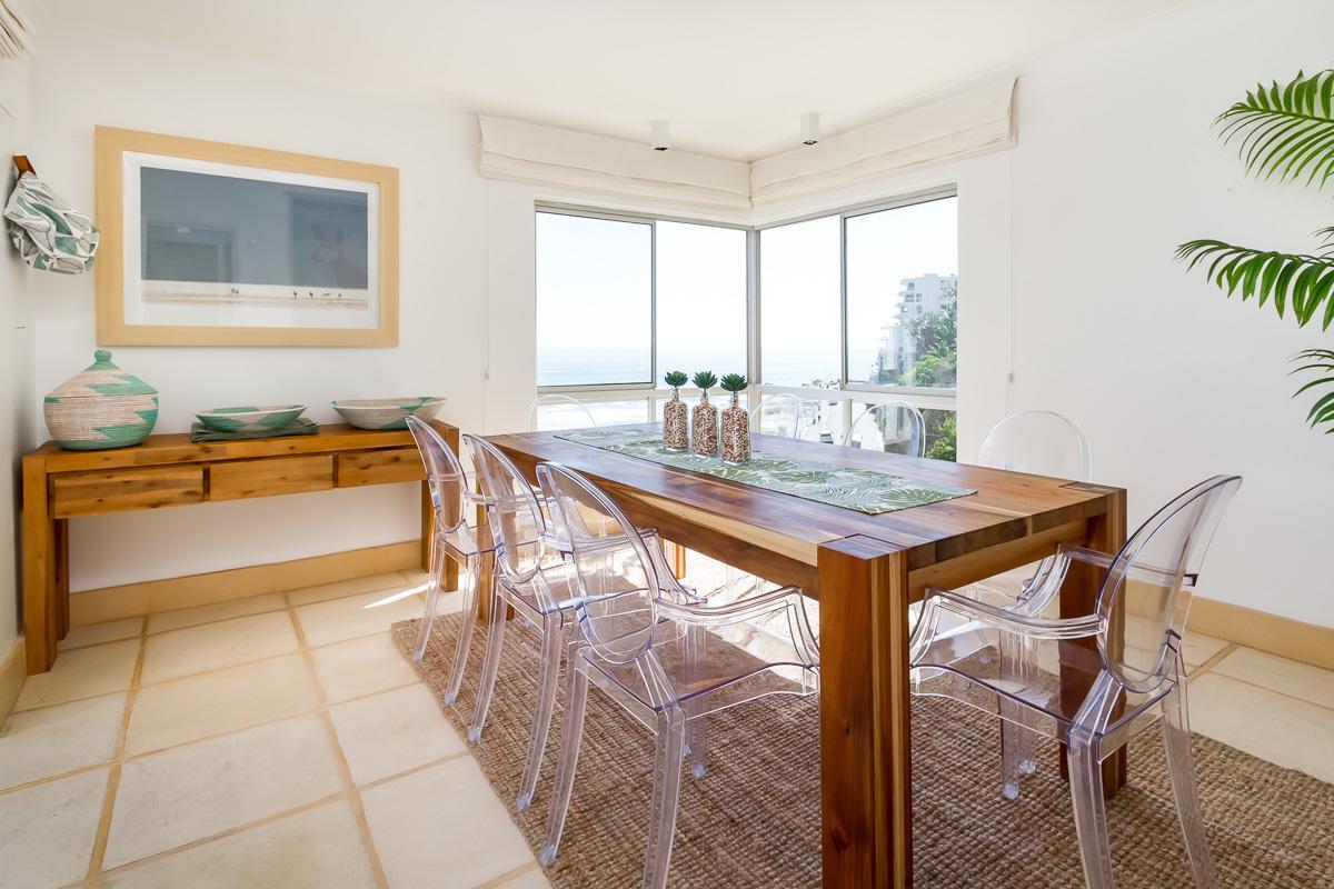 Classic Clifton Apartment *